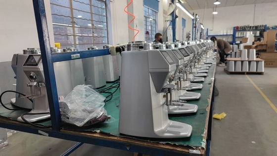 65*28*39cm Μητρώο καφέ 110V-220V τάση Μαύρο / Λευκό
